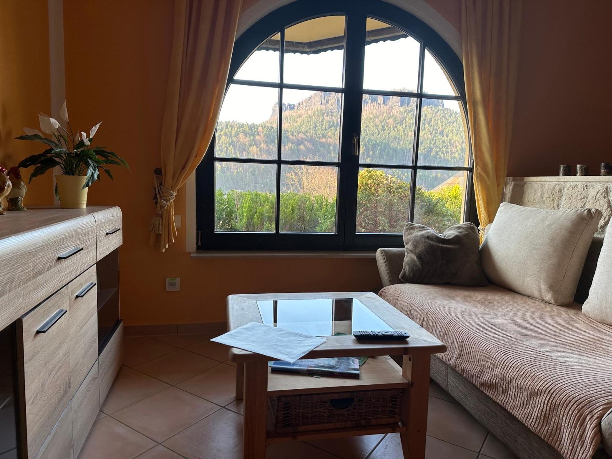 Ferienwohnung 1 Festungsblick Кёнигштайн-ан-дер-Эльбе Экстерьер фото